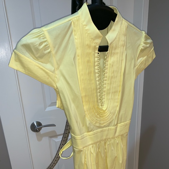 *2 for $25* BCBGMaxAzria yellow blouse - Picture 6 of 7